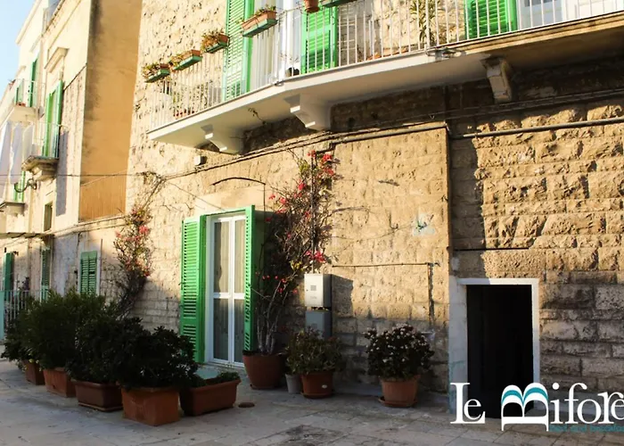 Le Bifore Bed & Breakfast 4*